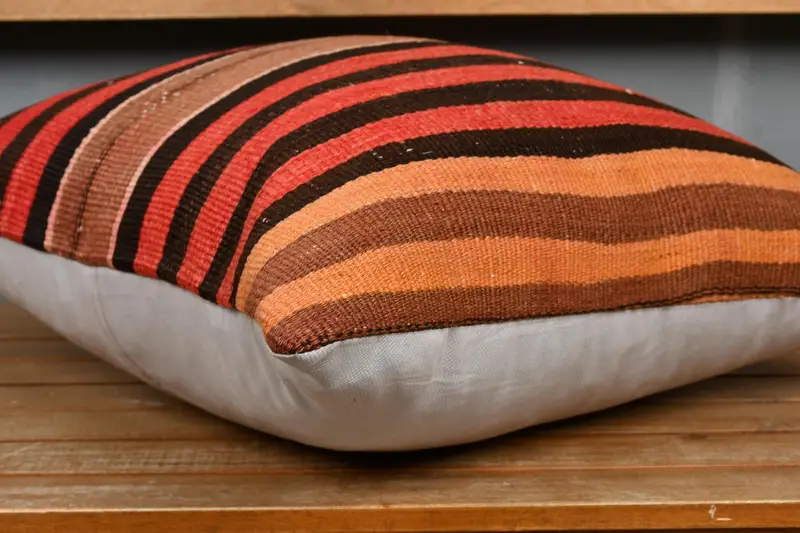 Throw Kilim Pillow, Antique Pillows, Ethnical Kilim Rug Pillow, Vintage Kilim Pillow Pillow Cover, Pillow Cover, 20x20 Red Pillow Sham - 4