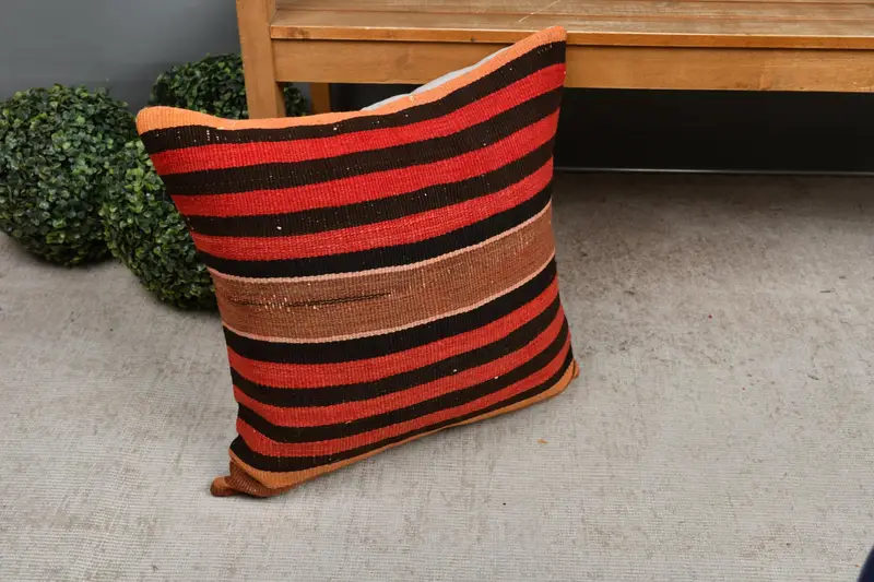 Throw Kilim Pillow, Antique Pillows, Ethnical Kilim Rug Pillow, Vintage Kilim Pillow Pillow Cover, Pillow Cover, 20x20 Red Pillow Sham - 7