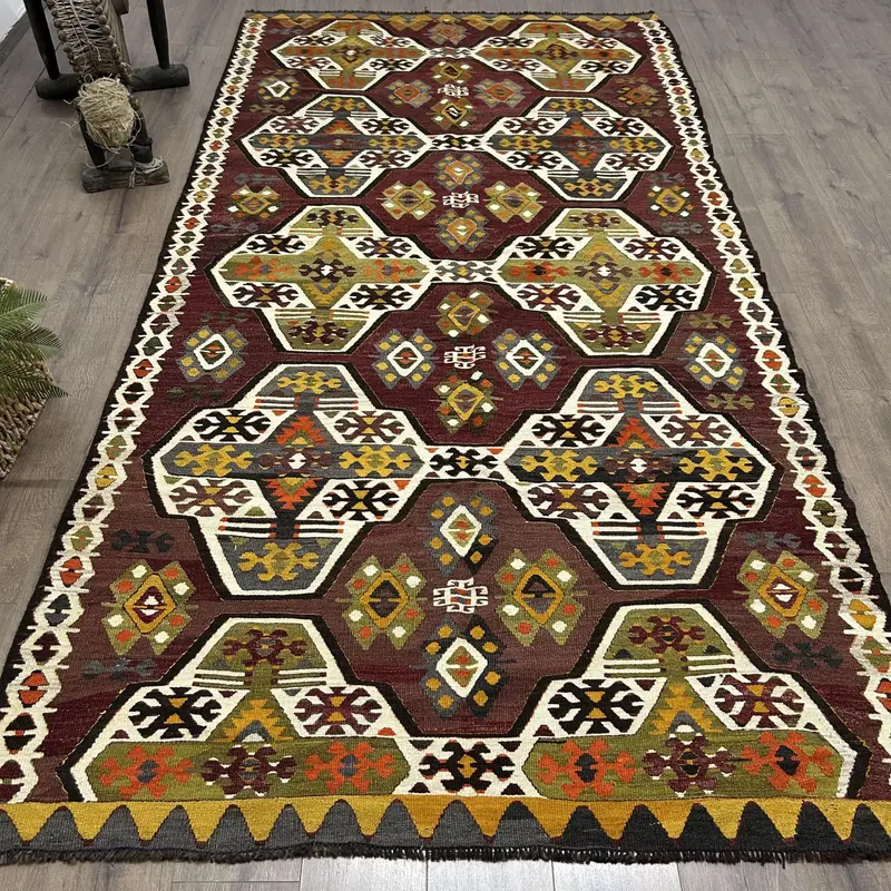 Purple & Green Rug, 5.2x10.3 ft Elegant Decor