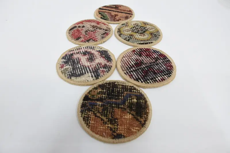 ブルーとオレンジのキリムコースター、丈夫でスタイリッシュなコースター