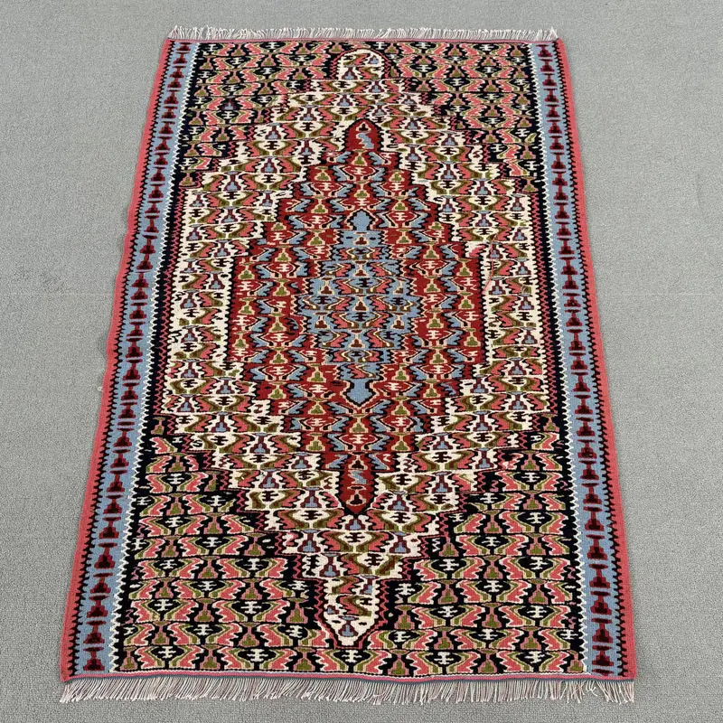 Turkish Small Rug 2.6x3.8 ft, Red Oriental Vintage Wool Rug - 1
