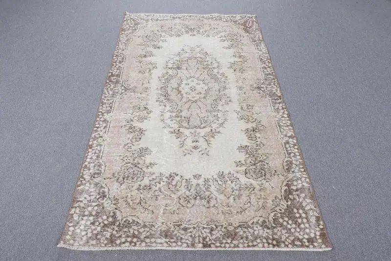 3.7x6.7 ft Oushak Vintage Halı, Kahverengi Çizgili Türk Halısı Yün - 1