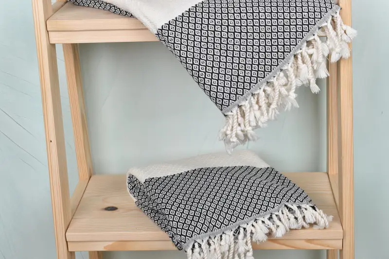 Turkish bath towel for spa, Bachelorette Party Gift, 70x36 Linen Diamond Towel, Lightweight Turkish towel, Bridesmaid Gift, Boyfriend Christmas Gift - 5