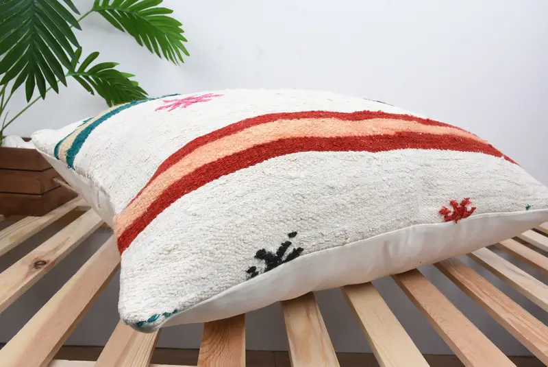 Shabby Chic Pillow Cover, 20x28 White Pillow Sham, Oriental Pillow Sham, Pillow for Sofa, Boho Pillow, Cushion Cover, Vintage Kilim Pillow - 6