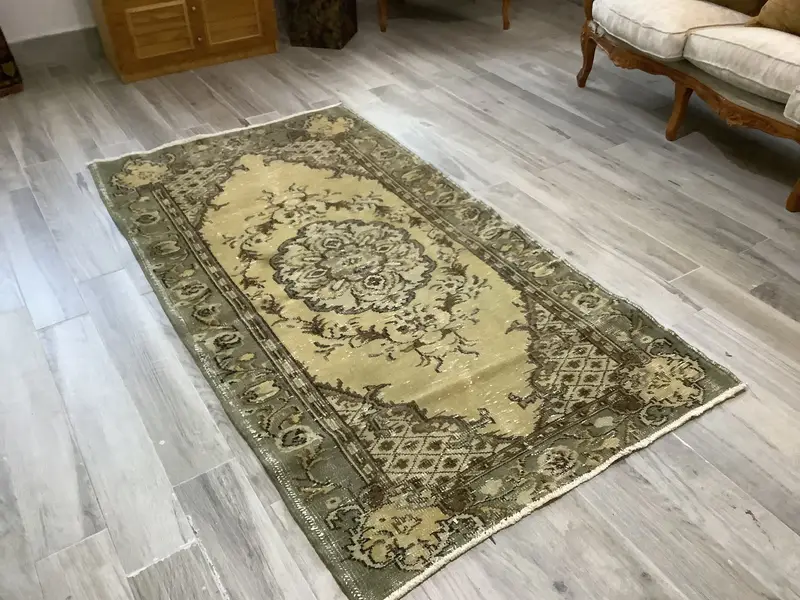 Yellow Rug, 3,67x7 ft Solid Comfort