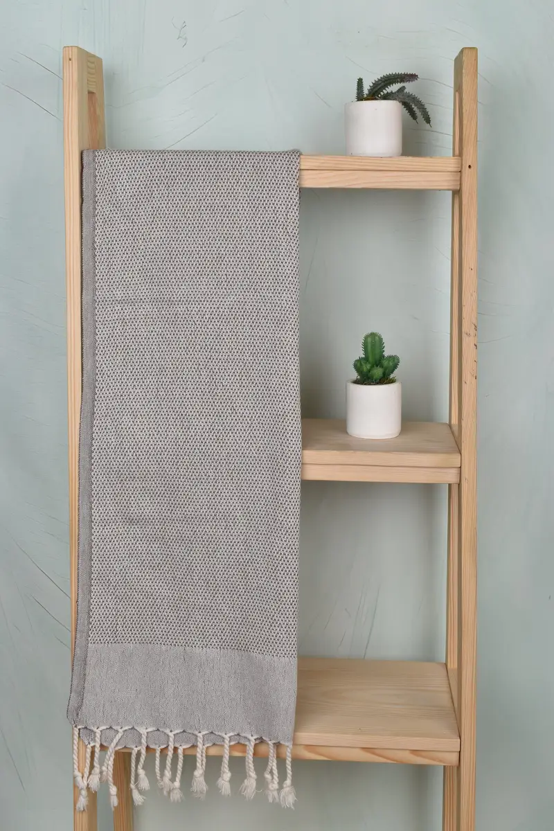 Monogramlı el havlu, gelin duş iyiliği, 44x24 pamuklu polka nokta havlu, düğün iyilikleri, gelin için düğün hediyesi, kişiselleştirilmiş el havlu - 8