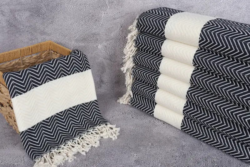 Quick-drying peshtemal towel for poolside, Bridal Shower Gift, Engagement Gift, Turkish bath towel, 70x40 Cotton Zig zag Towel, Luxury towel - 3