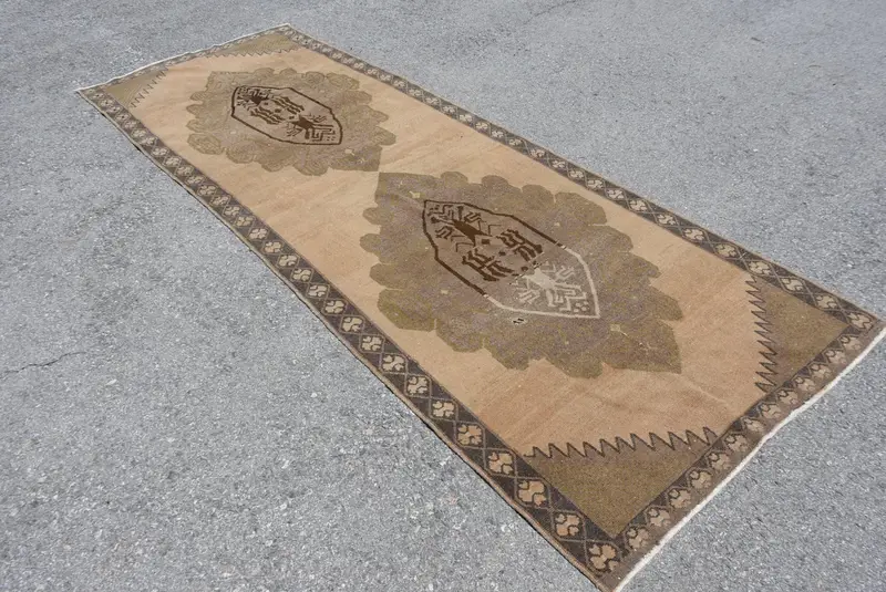 Alfombra vintage de 3,9x10,9 pies, alfombra turca corredora, alfombra a rayas marrón beige - 1