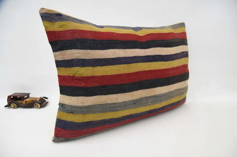 Throw Kilim Pillow, Art Deco Pillow Case, Vintage Kilim Pillow, Pillow, Ethnical Kilim Rug Pillow, 20x28 Red Pillow Cover - 3