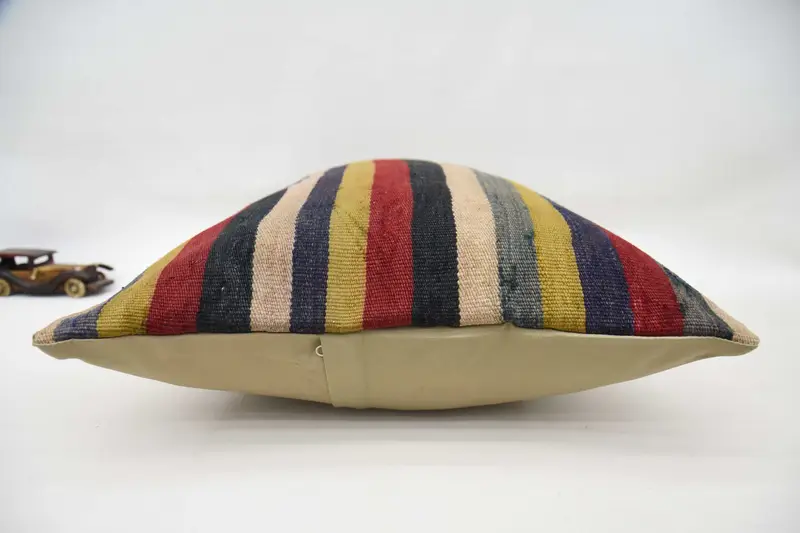 Throw Kilim Pillow, Art Deco Pillow Case, Vintage Kilim Pillow, Pillow, Ethnical Kilim Rug Pillow, 20x28 Red Pillow Cover - 5