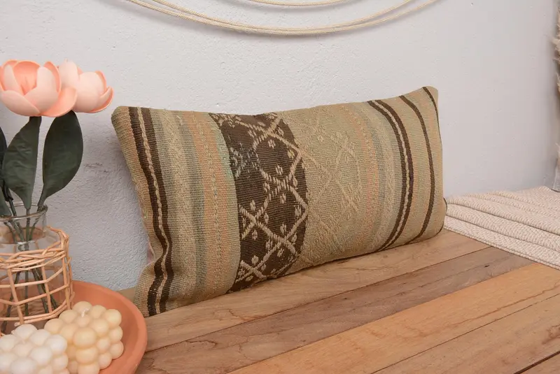 Beige & braunes Southwestern-Wurfkissen, 12x24 handgefertigtes besticktes Kissen