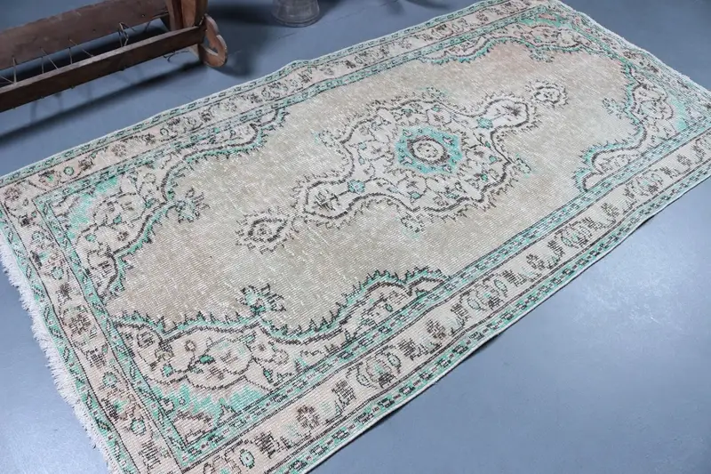 Vintage Türk Halısı, Alan 4x8 ft (123x244 cm) Halı, Mavi Bordürlü Yün Halı - 1