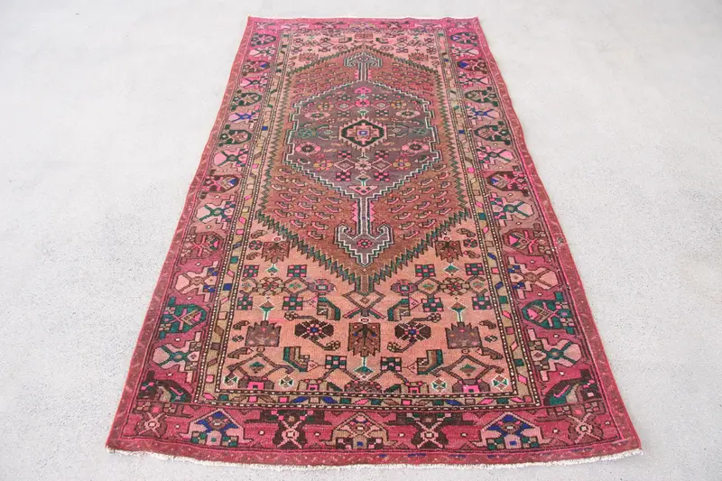 Bronz Desenli Zarif Pembe İran Halısı, 3,8x7,2 ft