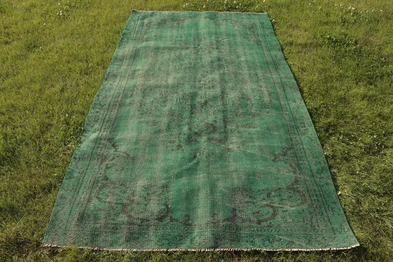 Green Moroccan Rug, 4.4x8.1 ft Elegant Decor