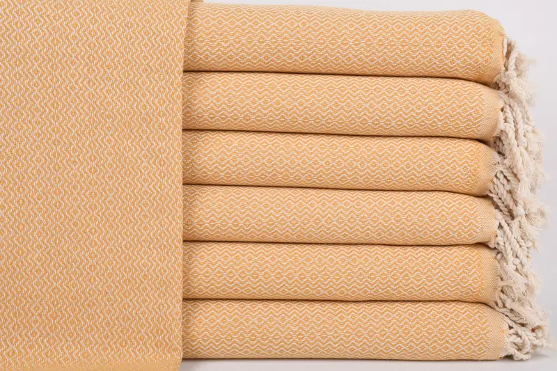 パーソナライズされたビーチタオル刺繍入りマスタードダイヤモンド、40x71インチ - 1