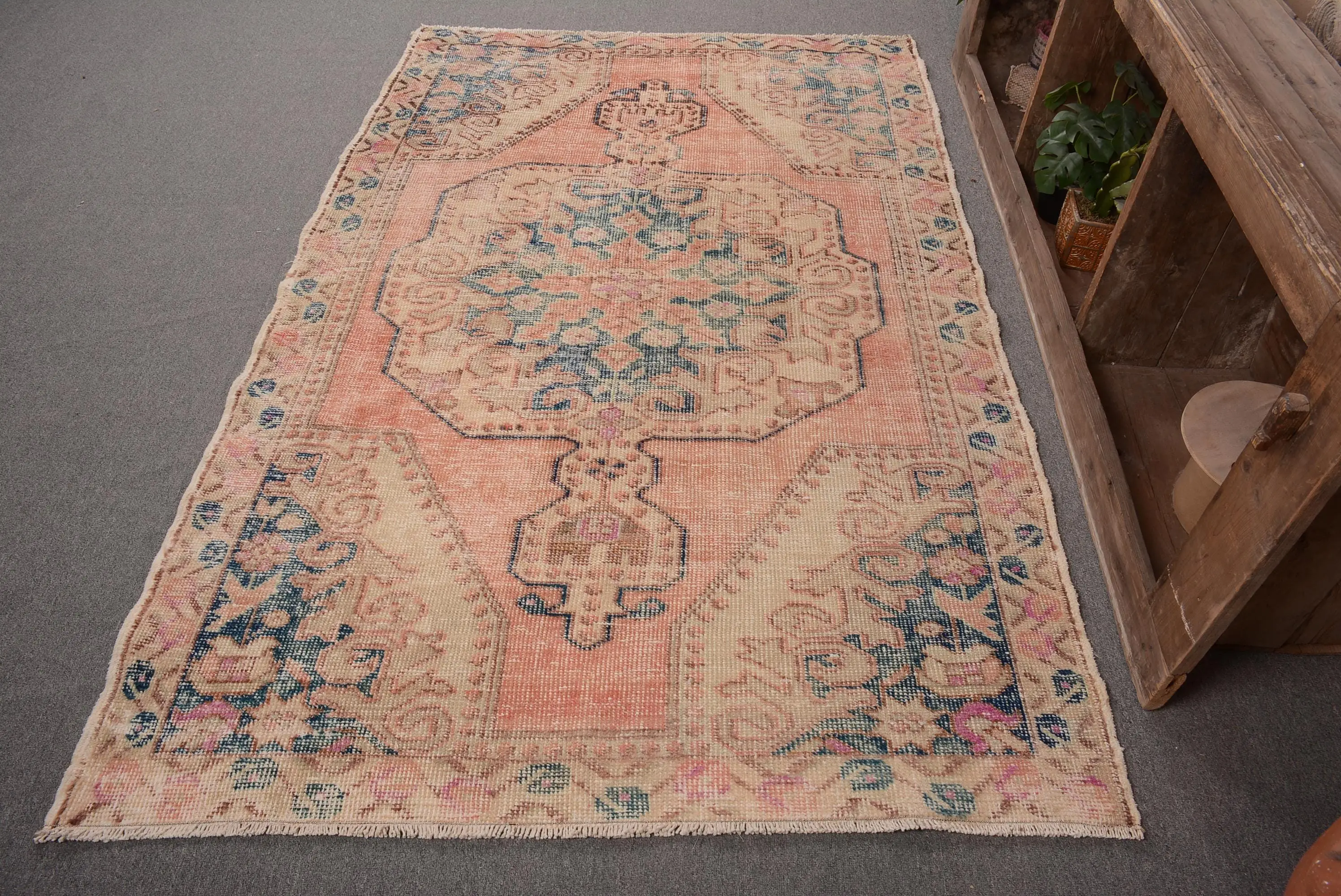 Leuchtender Teppich in Orange und Blau, südwestliches Muster, 135 x 205 cm - 1
