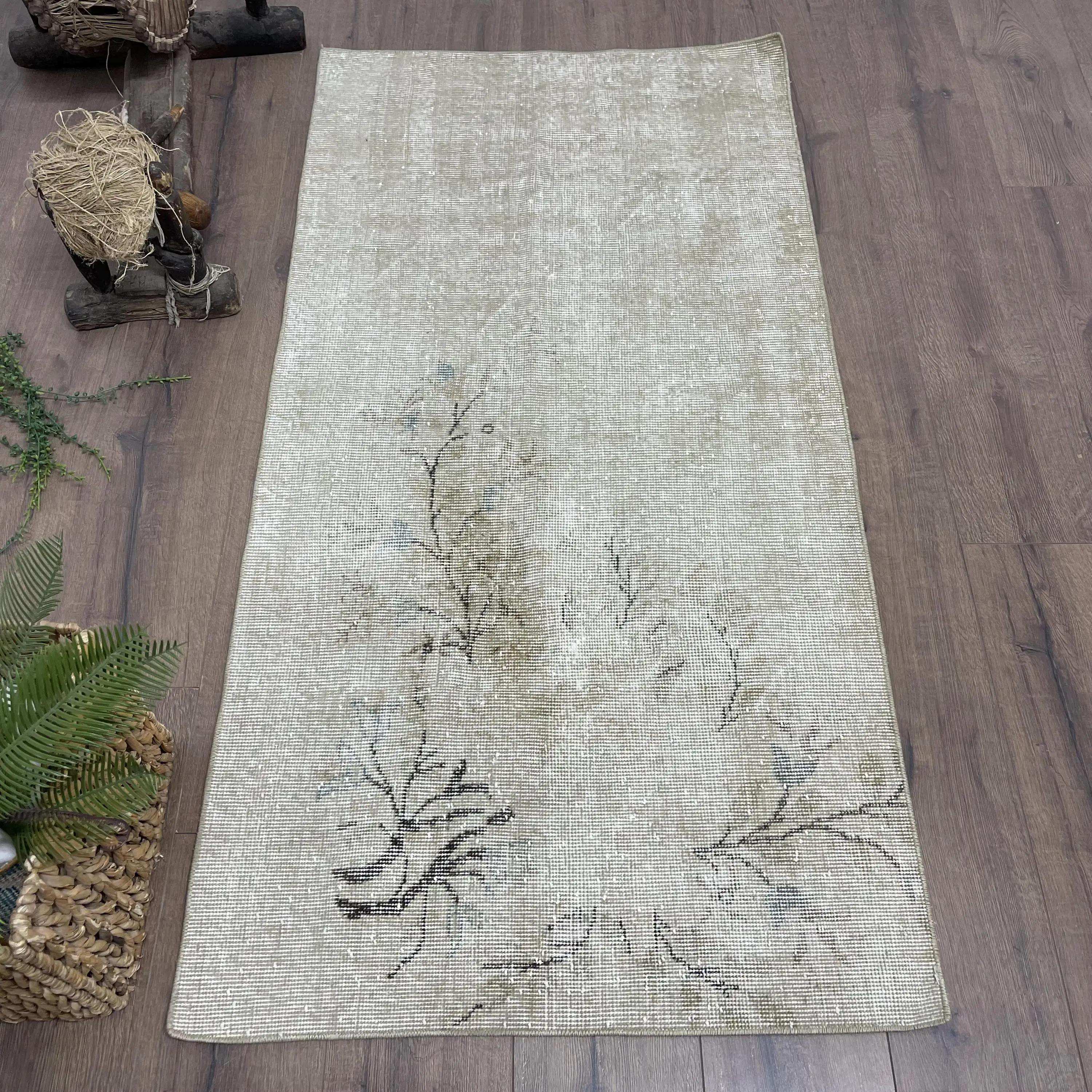 2.6x5.2 ft Vintage Rug, Gray Animal Print Turkish Rug Wool - 1