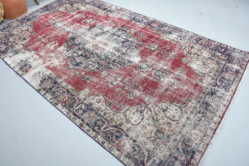 Großer türkischer Vintage-Oushak-Teppich 5,3 x 9,2 Fuß, roter Südwestteppich aus Wolle - 1