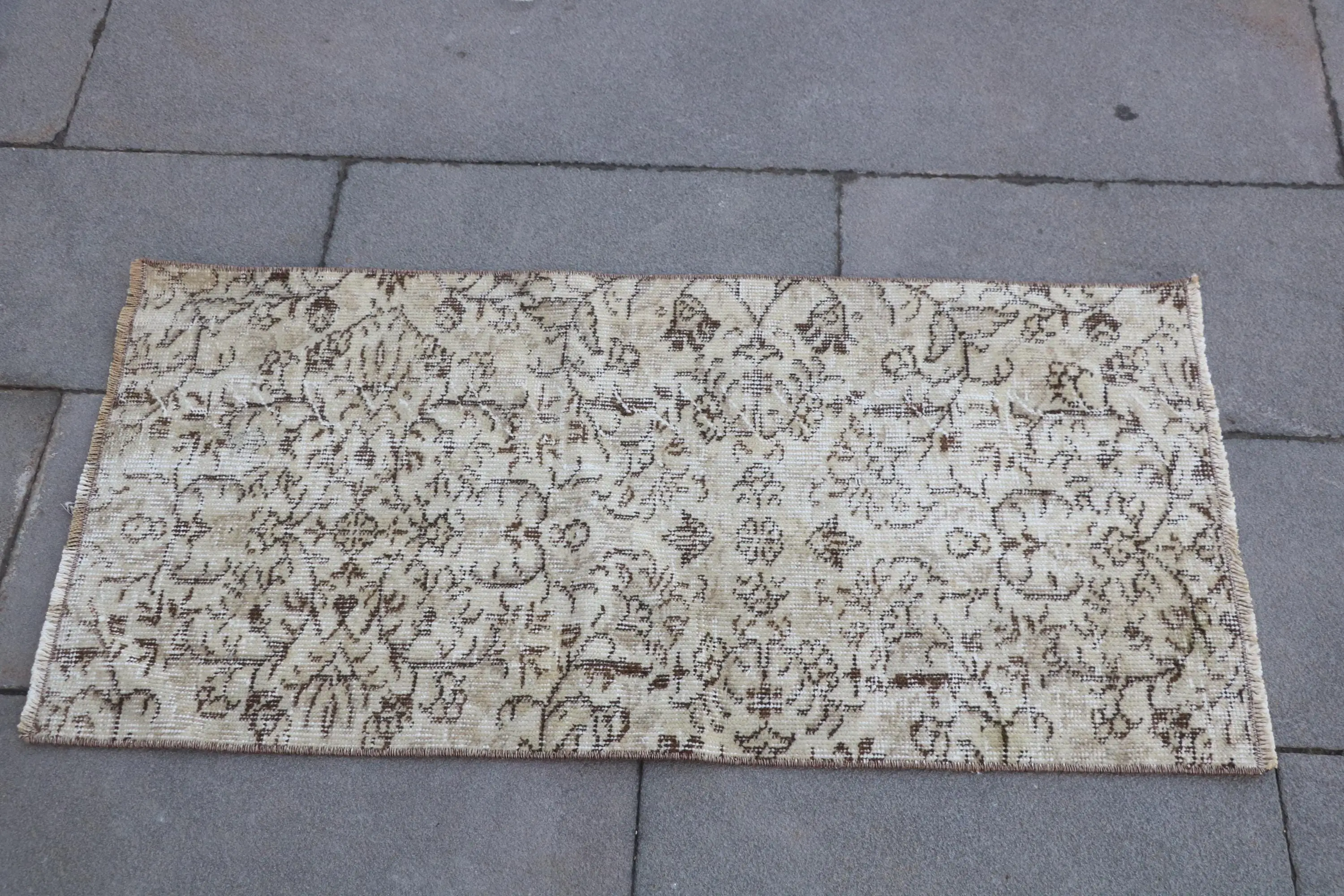 Vintage Small Rug 1.6x3.2 ft (50x98 cm), Turkish Brown Moroccan Wool Rug - 1