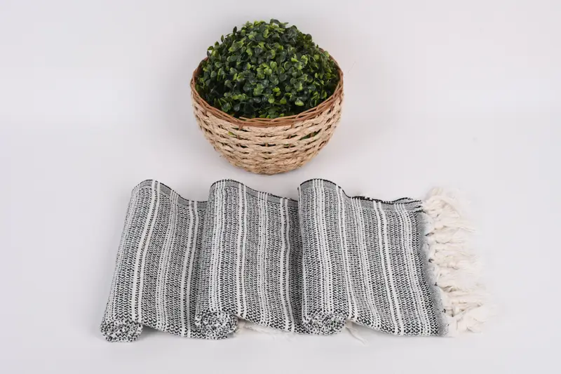 Türk havlu monogramı, 32x18 pamuklu düz havlu, gelin için hediye, kişiselleştirilmiş hediyeler, misafir havlu, mutfak havlusu, düğün iyiliği, en iyi arkadaş hediyesi - 8