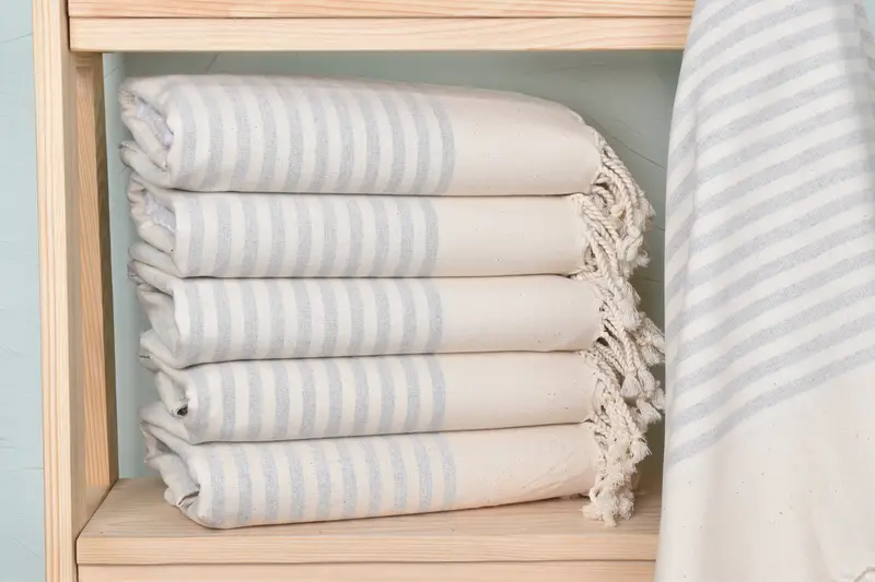 Bachelor Towel Light Gray Organic Cotton/Linen, 40x71 Inches