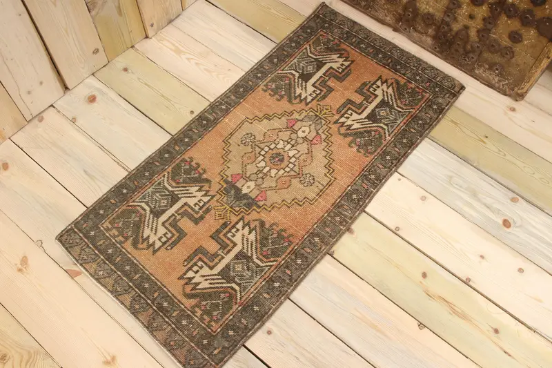 Vintage 1.7x3.4 ft Halı, Oushak Türk Halısı, Kahverengi Hayvan Baskı Halı Yün - 1