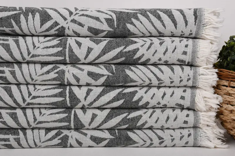 Anniversary Gift For Her, Beach towel, Bachelorette Gifts, 64x40 Cotton Floral Patterned Towel, Turkish beach towel with fringe, Gift For Him - 3
