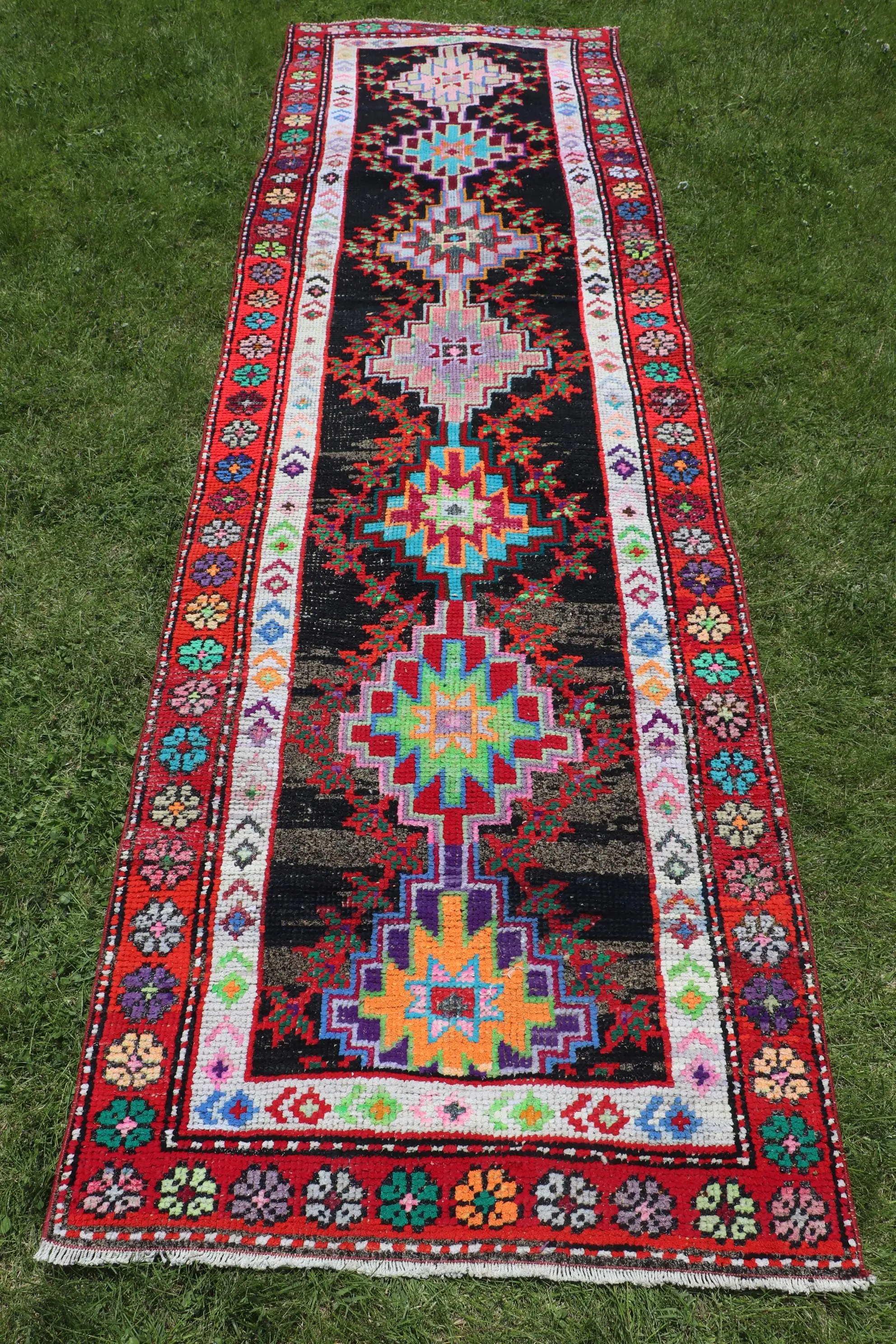 Vintage Turkish Rug 3.1x10.5 ft, Red Herki Animal Print Rug - 1