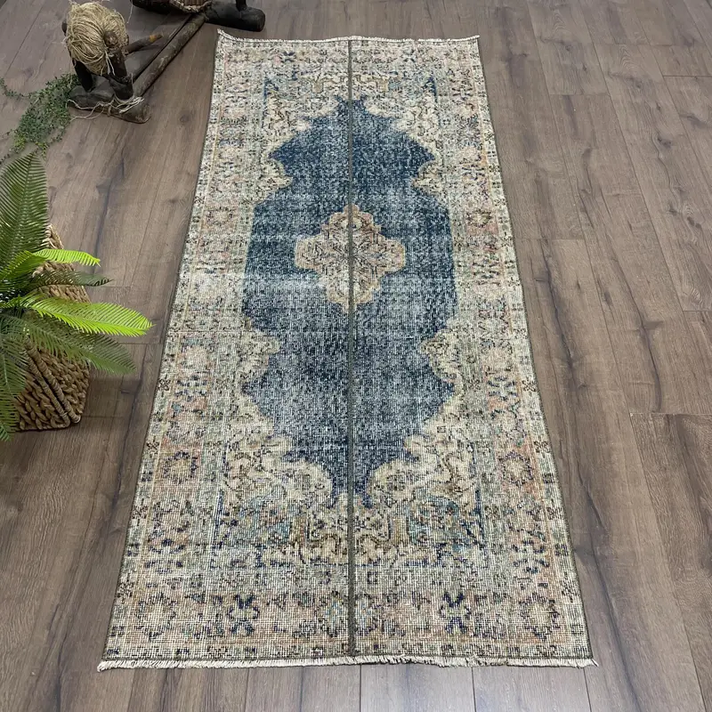 Alfombra floral azul, 2,8x6,6 pies con detalles en naranja