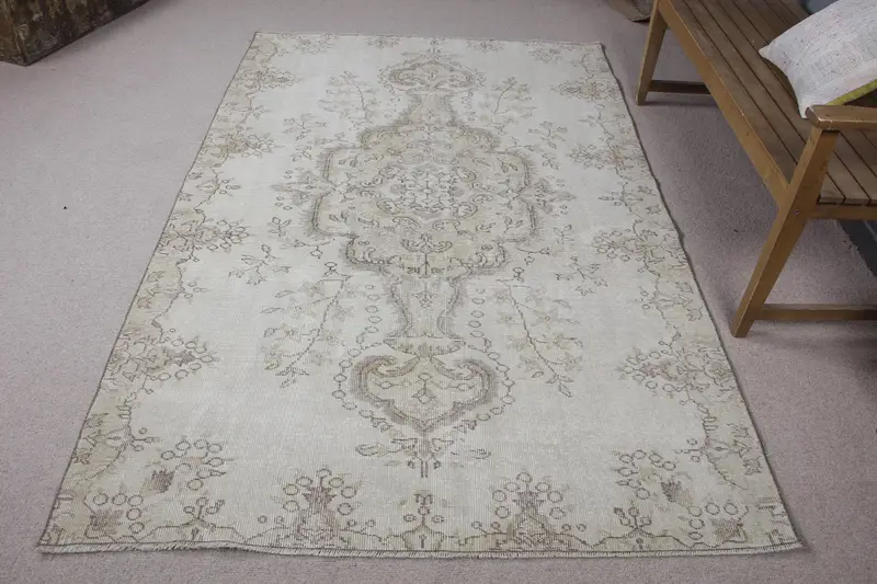 Zarif Bej Oryantal Halı, 4,9x7,6 ft Şık Ev Dekoru