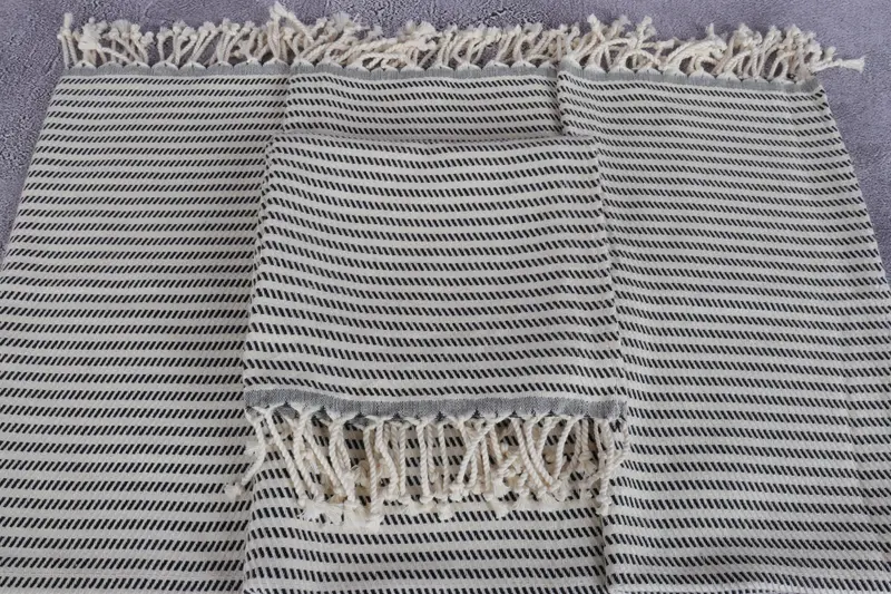 Monogram Hand Towel, 40x20 Cotton Polka Dot Towel, Valentines Day Gift Idea, Custom Hand Towel, Personalized Gift, Bridesmaid Towel, Bridesmaid Gift - 4