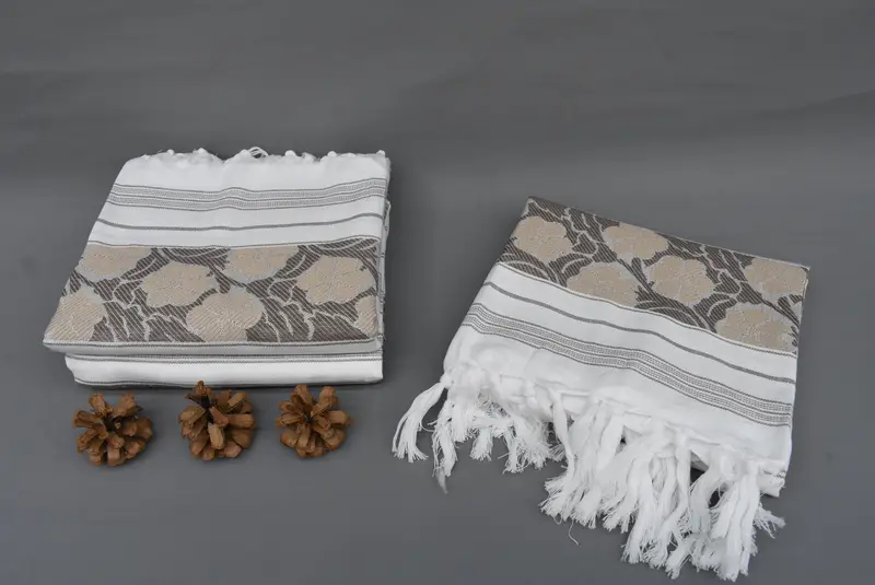 Handmade Gift, Quick-Dry Beach Towel, Gifts For Him, Turkish fouta towel for outdoor use, 70x40 Cotton Daisy Design Towel, Sand-resistant towel - 7