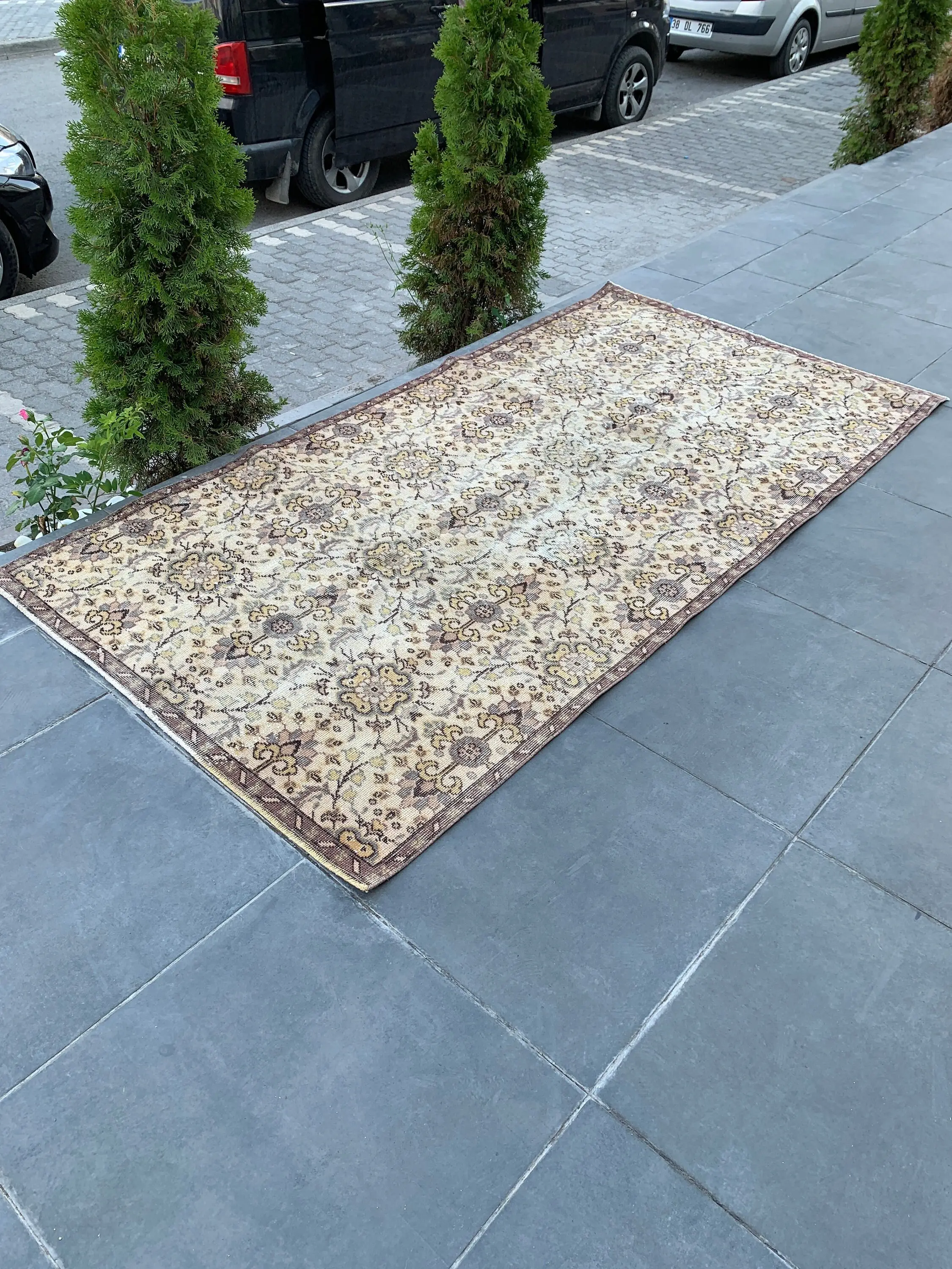 Vintage Rug, 4.3x8 ft Turkish Rug, Brown Yellow Floral Wool Rug - 1