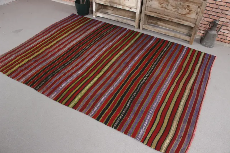 Alfombra turca vintage, alfombra de área de 5,2x7,5 pies, alfombra con borde rojo púrpura - 1