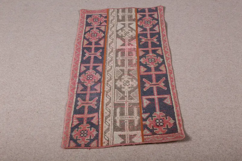 Roter und blauer Teppich, 1,7 x 3,7 Fuß, elegantes, einfarbiges Muster