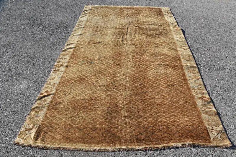 Vintage 5.7x9.5 ft Halı, Türk Halısı, Kahverengi Güneybatı Yün Halı - 1