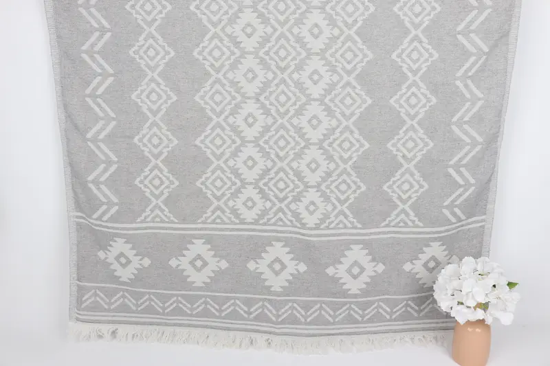 Wedding Anniversary Gift, Turkish towel, Sand-resistant towel, Bridesmaid Gift, Guest Towel, 74x40 Cotton Geometric Towel, Personalised Gift - 1
