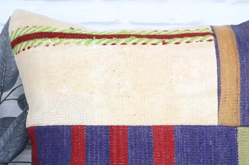 24x24 Purple Pillow Case, Boho Throw Cushion Cover, Throw Kilim Pillow, Interior Designer Pillow, Pillow Cover, Vintage Kilim Pillow - 2