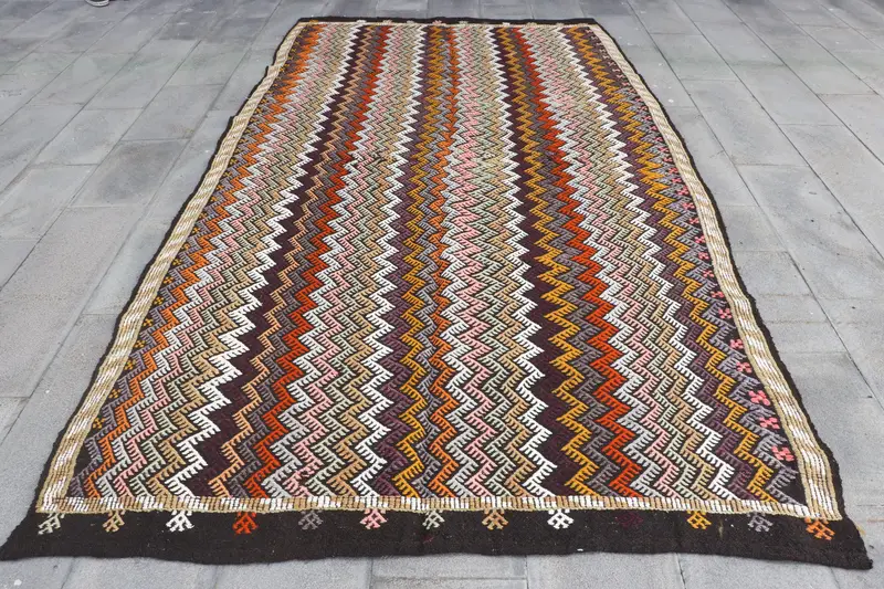 Pembe Fas Halısı, Yeşil Desenli 5,8x10,7 ft