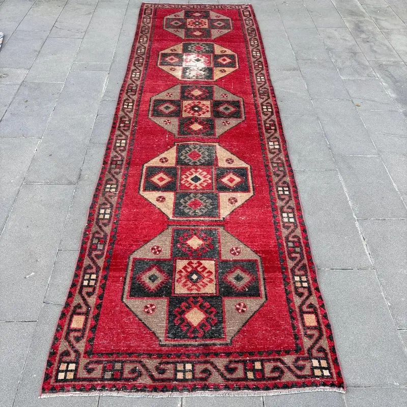 Red Animal Print Rug, 3,8x12,7 ft Elegant Red & Black