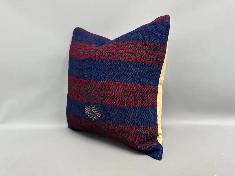 Vintage Kilim Throw Pillow, Kilim Cushion Sham, Pillow Case, Ethnic Pillow Cover Cushion Cover, Vintage Pillow, 18x18 Purple Pillow Cover - 3