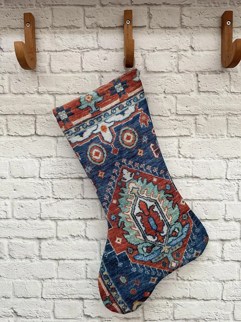 休日の装飾用のネイビーブルーのトルコ敷物パターンプリントストッキング