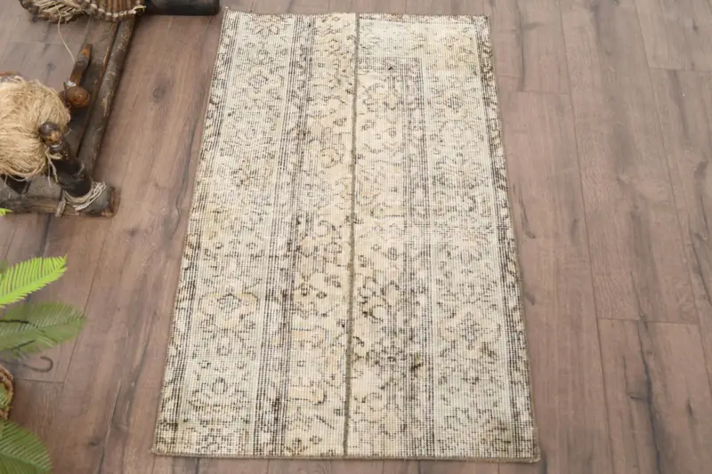 Vintage Oushak Rug 2.1x3.5 ft (65x108 cm), Gray Animal Print Turkish Rug - 1
