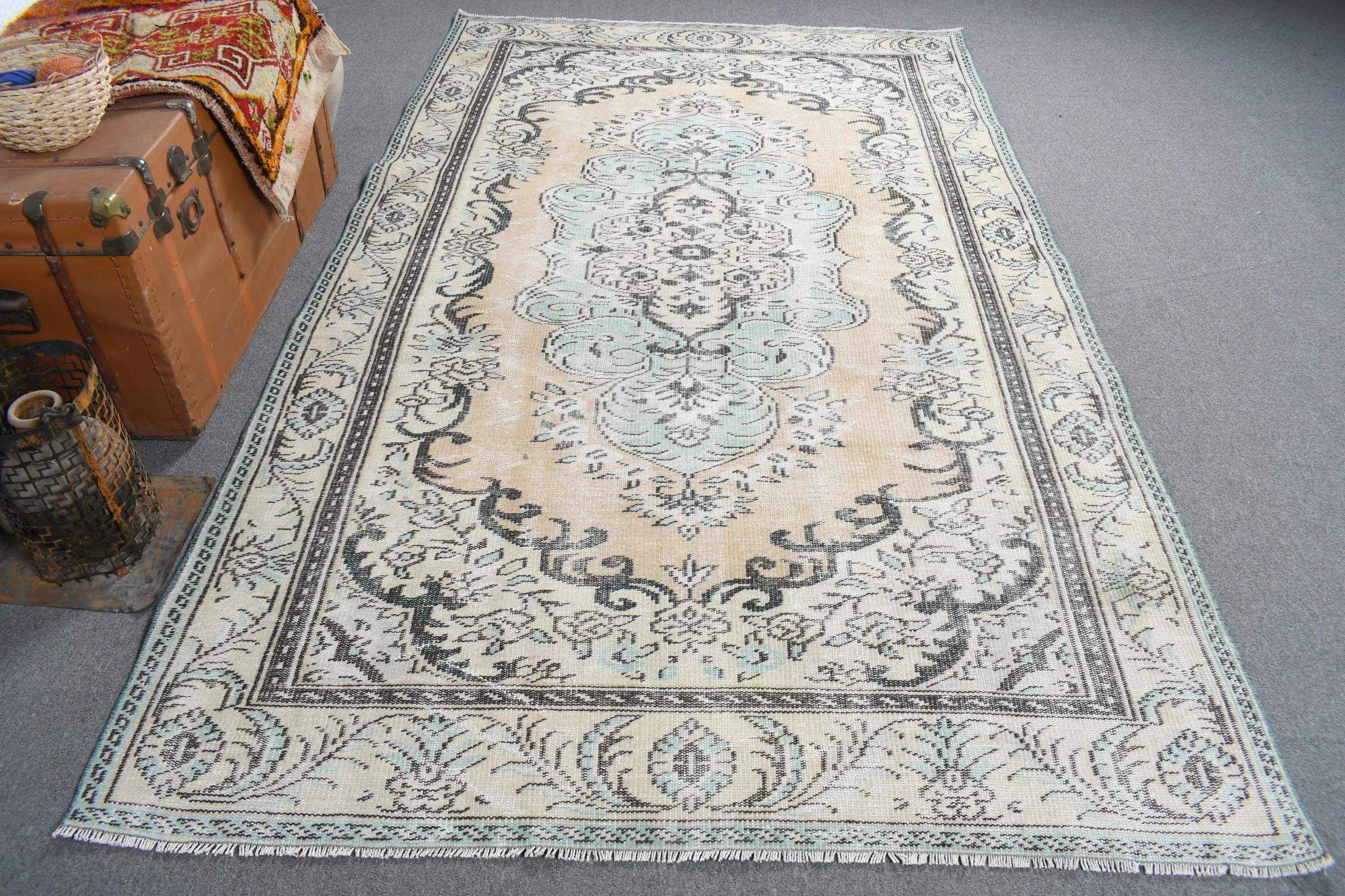 Türk 5.4x9.1 ft Halı, Vintage Halı, Beyaz Fas Halısı Yün - 1