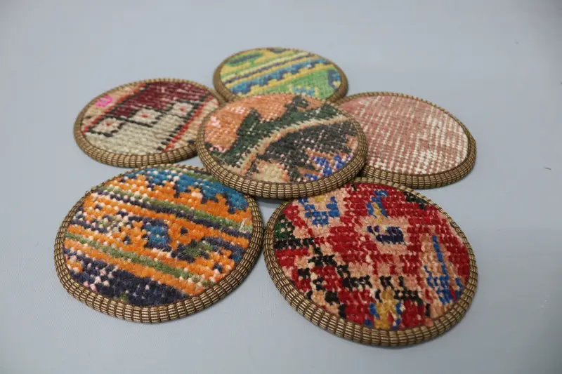 Roter und orangefarbener Kelim-Untersetzer, einzigartiger Boho-Tischuntersetzer
