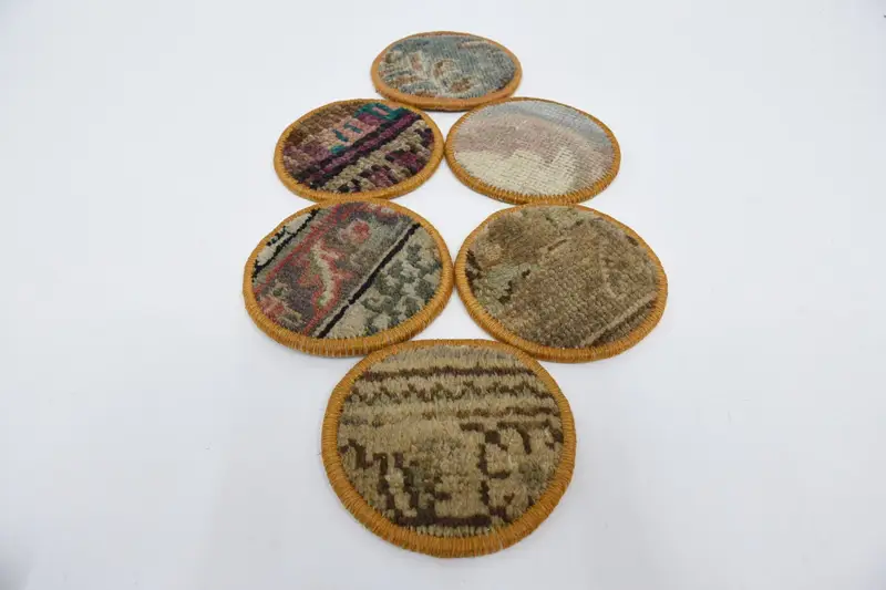 Brauner und bronzefarbener gewebter Untersetzer, langlebiger und eleganter Untersetzer
