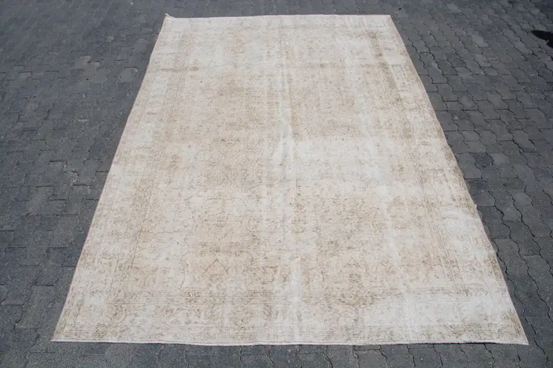 Turkish Vintage Large Rug 6.7x9.8 ft, White Brown Bordered Wool Rug - 1