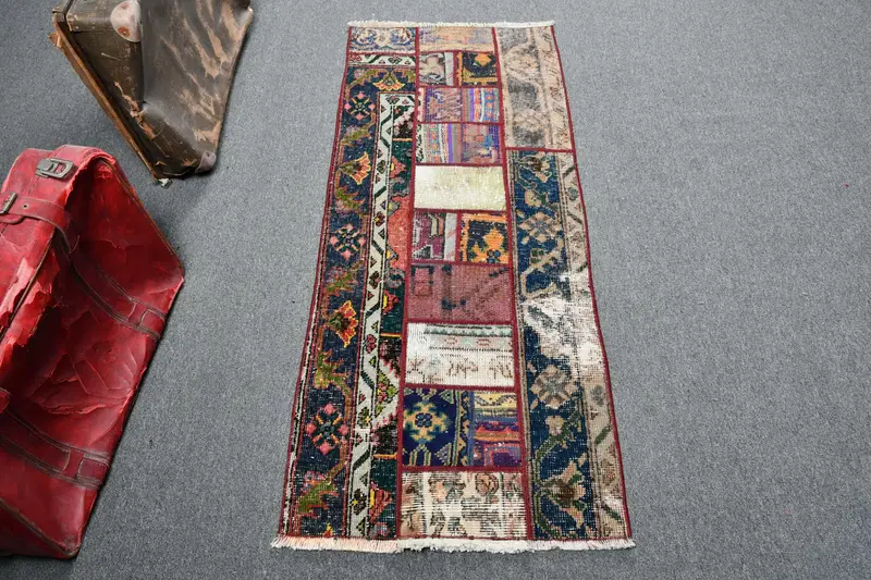 Vintage Halı, 2.1x5 ft Türk Halısı, Mavi Kırmızı Çiçekli Yün Halı - 1