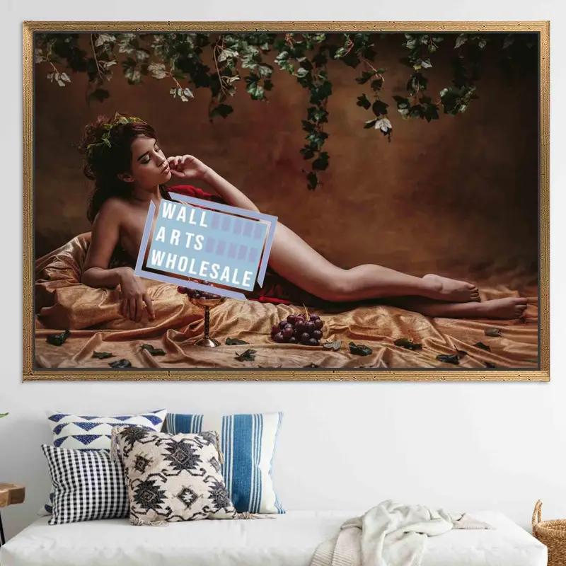 魅惑的な官能的な女性キャンバスプリント: エレガントなウォールアート