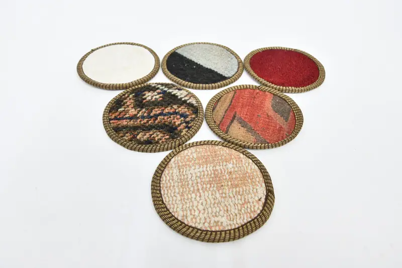 Bohem Kırmızı ve Beyaz Yuvarlak Bardak Altlıkları, Altılı Bardak Altlığı Seti